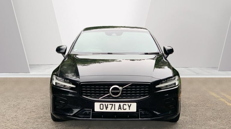 2021 Volvo S60 R-Design, B5 mild hybrid Saloon Petrol Automatic