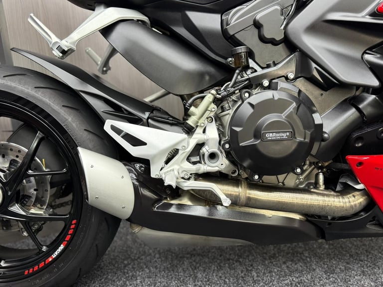 2022 22 Ducati Streetfighter V2 955 ABS - JUST 3726 MILES - WINGS
