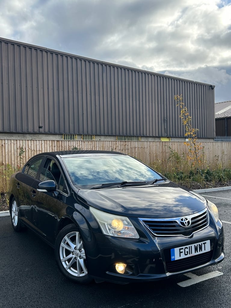 TOYOTA AVENSIS PETROL LPG 