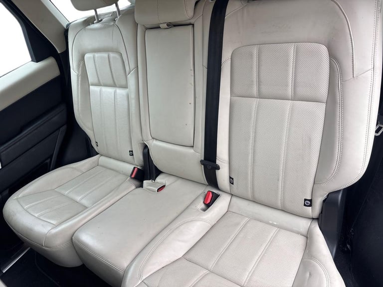 2018 Land Rover Range Rover Sport 3.0 SDV6 HSE 5dr Auto ESTATE DIESEL Automatic