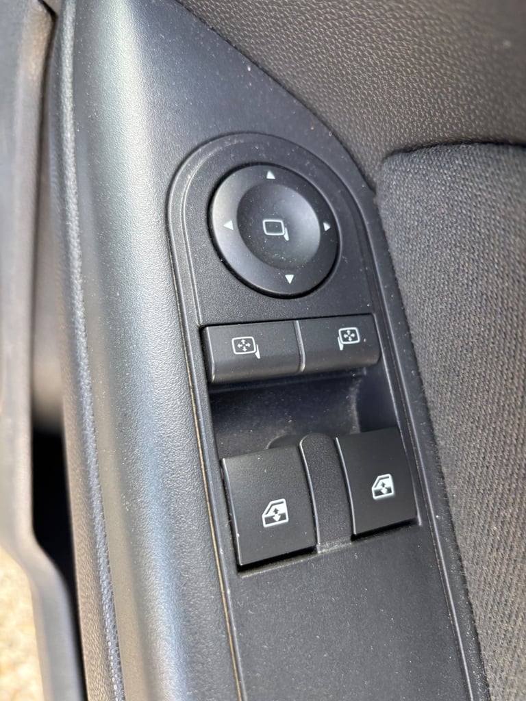 Vauxhall, ASTRA, Hatchback, 2008, Manual, 1796 (cc), 3 doors