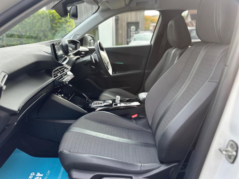 2022 Peugeot 2008 1.2 PureTech Allure Premium + EAT Euro 6 (s/s) 5dr HATCHBACK Petrol Automatic