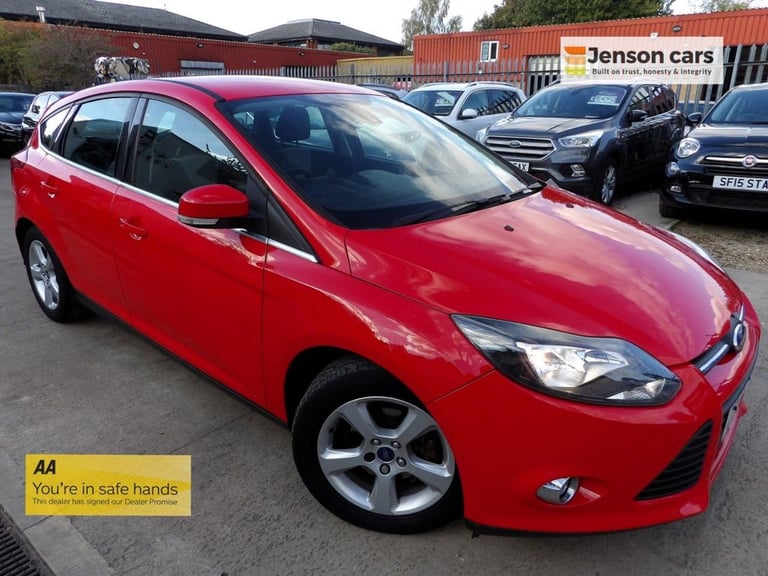 image for 2014 64 FORD FOCUS 1.6 TDCI ZETEC NAVIGATOR HATCHBACK 5DR DIESEL MANUAL EURO 5 (