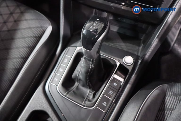 2023 Volkswagen Tiguan 1.5 TSI 150 R-Line Edition 5dr DSG SUV Petrol Automatic