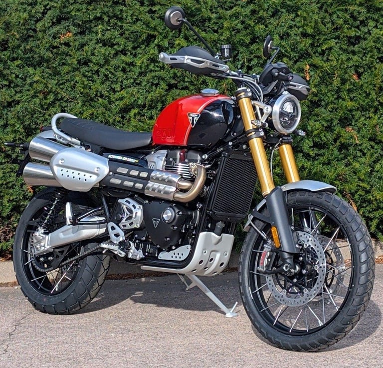 TRIUMPH SCRAMBLER 1200 XE - 2025- NEW IN STOCK