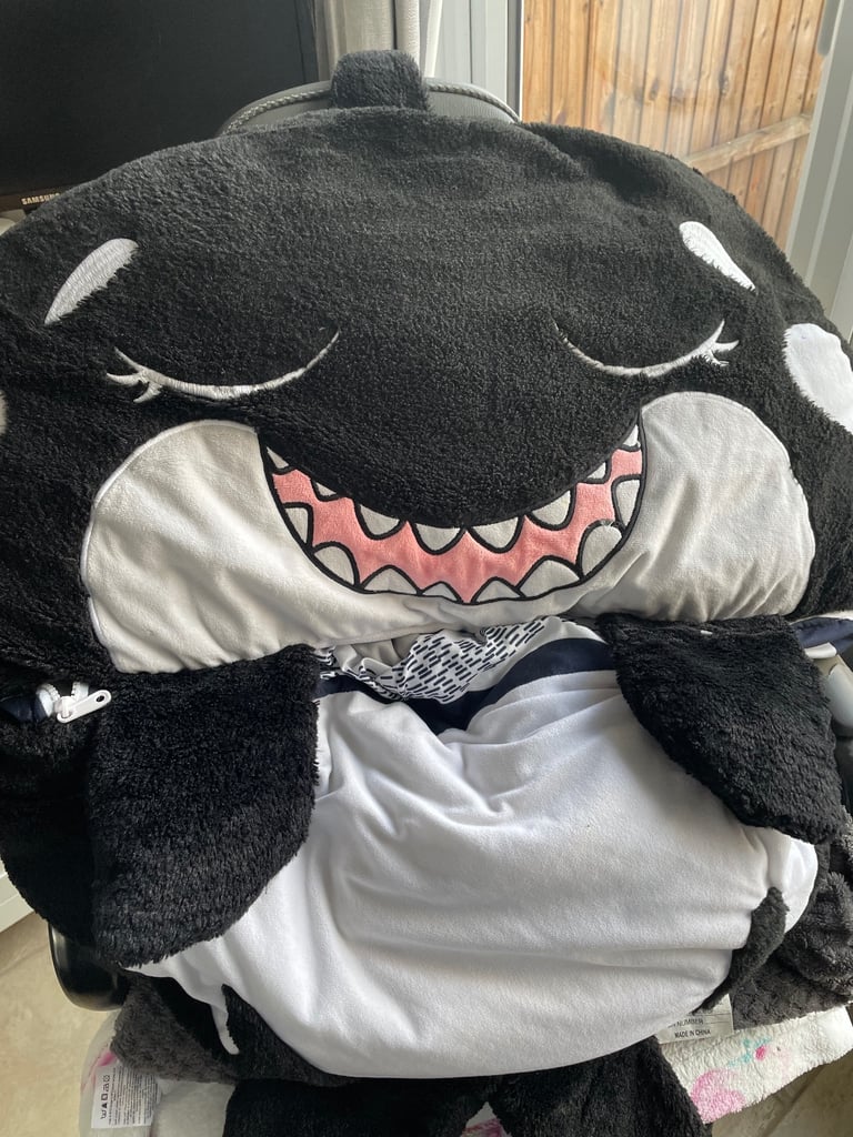 Happy napper Orka large