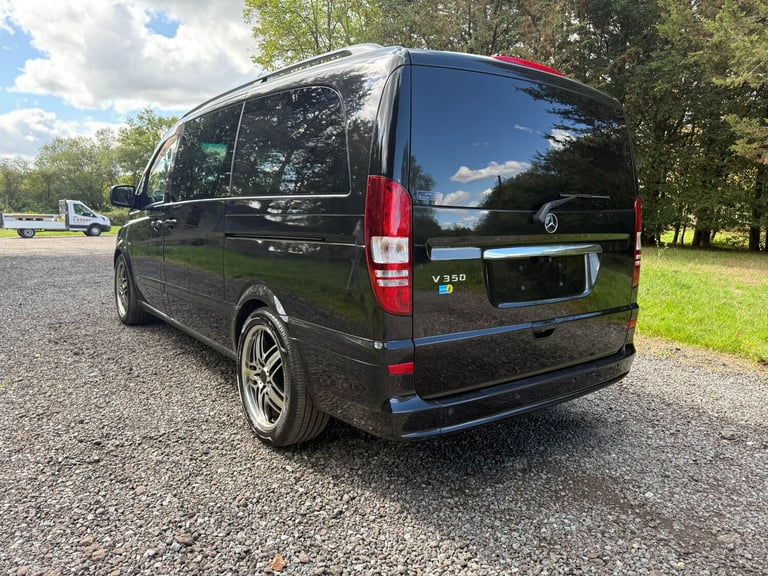 FRESH IMPORT 2011 MERCEDES-BENZ V350 AMBIENTE VIANO LONG WHEEL BASE 3.5 V6 AUTO