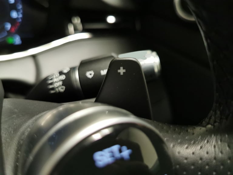 2020 Land Rover Range Rover Evoque 1.5 P300e 12.2kWh R-Dynamic HSE SUV 5dr Petrol Plug-in Hybrid ...