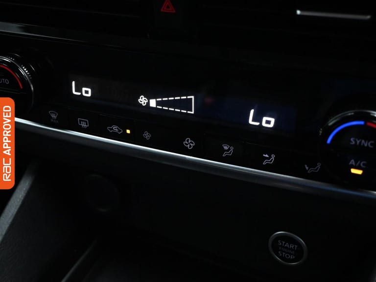 2021 Nissan Qashqai 1.3 DIG-T MHEV Acenta Premium SUV 5dr Petrol Hybrid XTRON Euro 6 (s/s) (158 S...