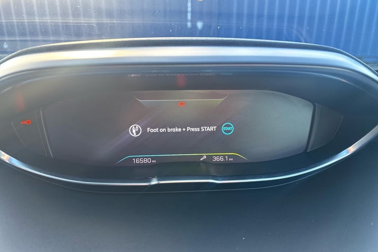  Peugeot 3008 SUV Hybrid 1.6 13.2kwh Gt Premium Suv 5dr Petrol Plug In Hybrid E