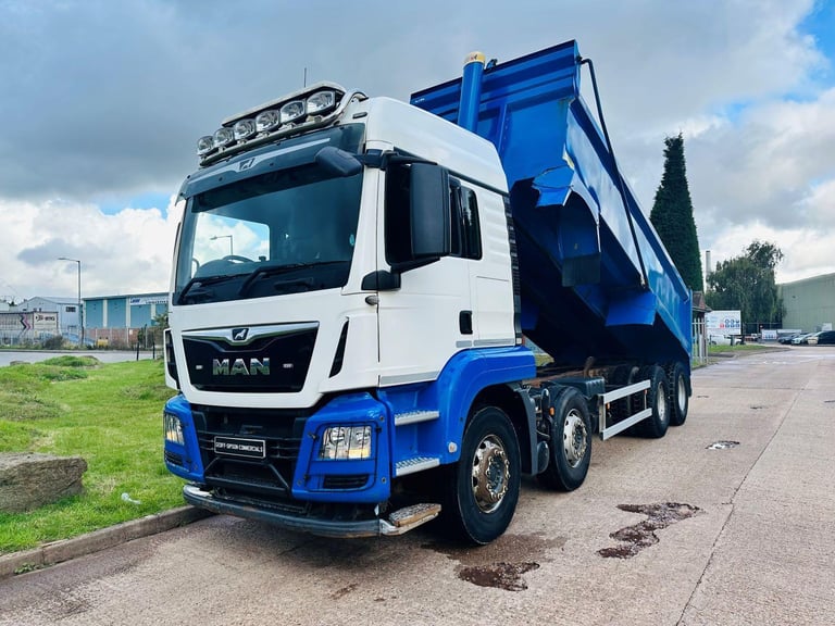 2018 (18) MAN TGS 35.420 EURO 6 SLEEPER CAB 8X4 STEEL BODIED TIPPER