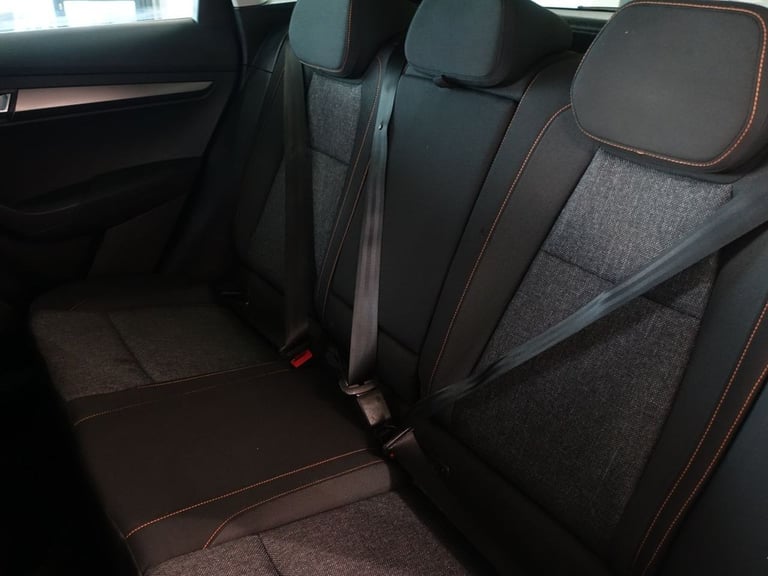 2021 Skoda Karoq 2.0 TDI SE Drive SUV 5dr Diesel DSG Euro 6 (s/s) (116 ps) ESTATE Diesel Automatic