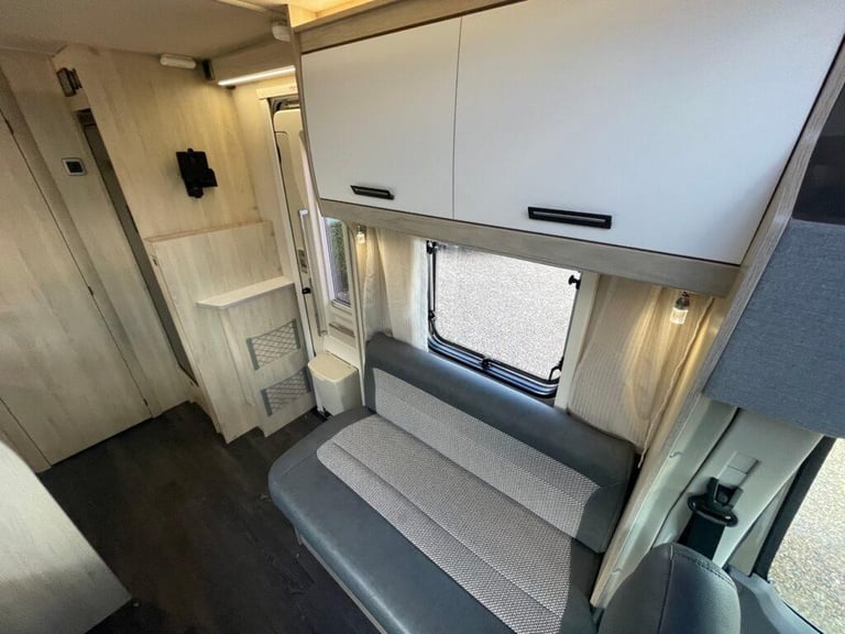 Auto trail F-60 4 berth 4 Belt  End Washroom Motorhome 3500kg