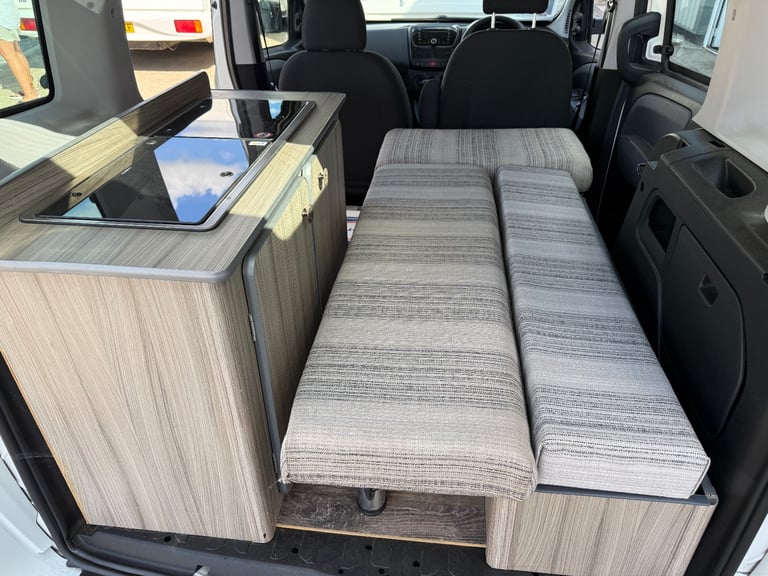 2015 (65)reg Fiat Doblo 1.6 M-Jet Camper Van - 1 Owner - 15250 miles