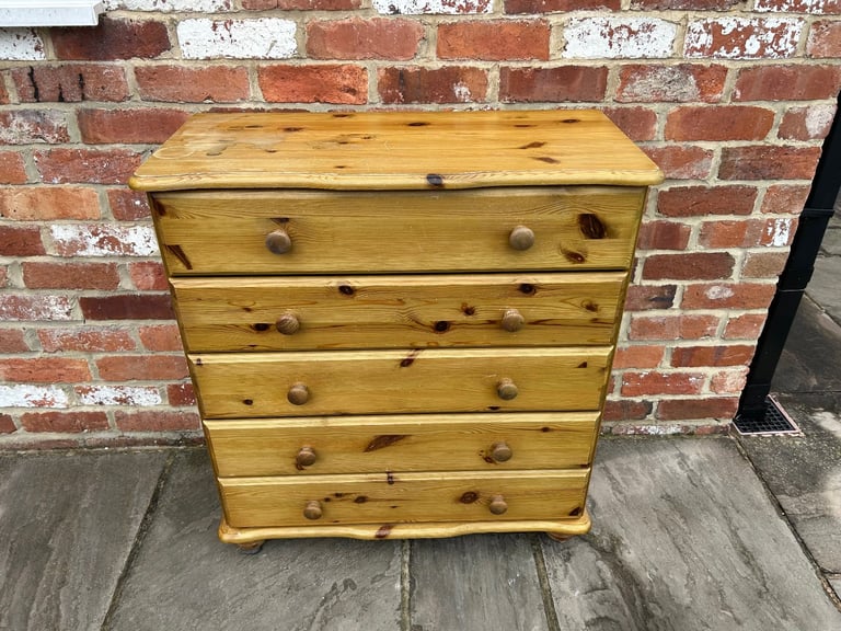 Solid Pine Chest of Drawers for Upcycling Project / Painting - Good Condition 