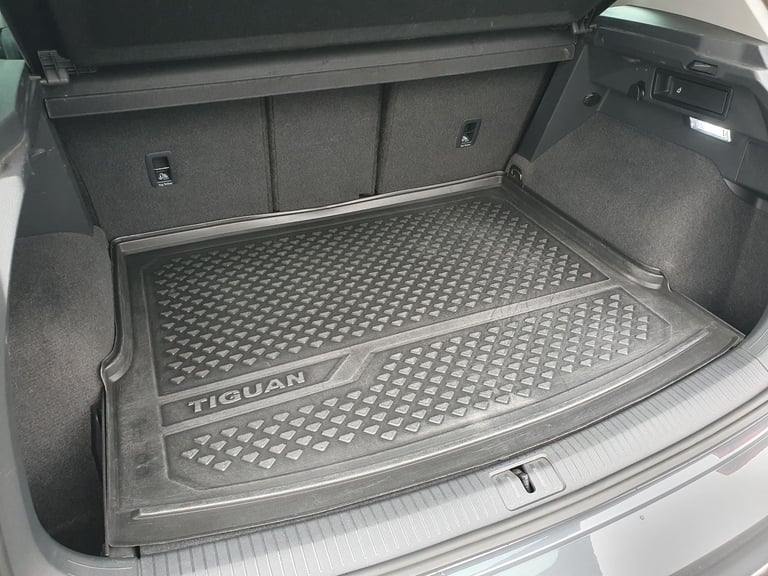 2022 (71) Volkswagen Active 1.5 Tsi - Full Service History - 1 Owner