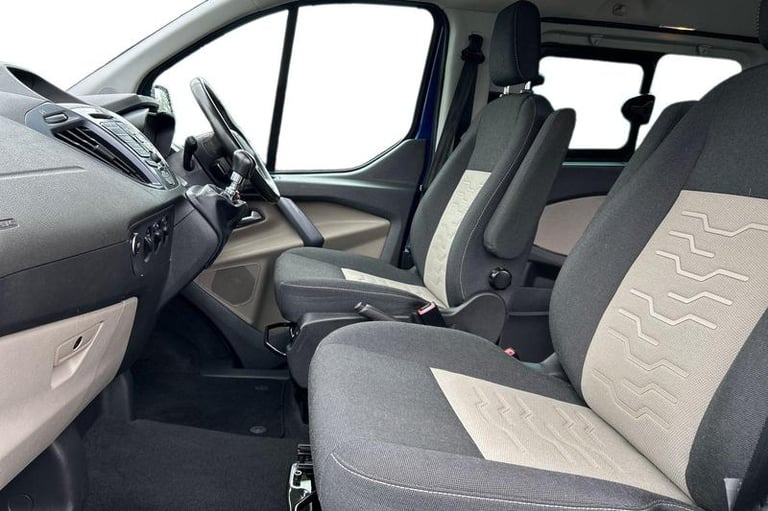 2017 Ford Tourneo Custom Titanium L2 LWB 8 Seat Minibus FWD 2.0 TDCi 130ps Low Roof, NO VAT, AIR ...