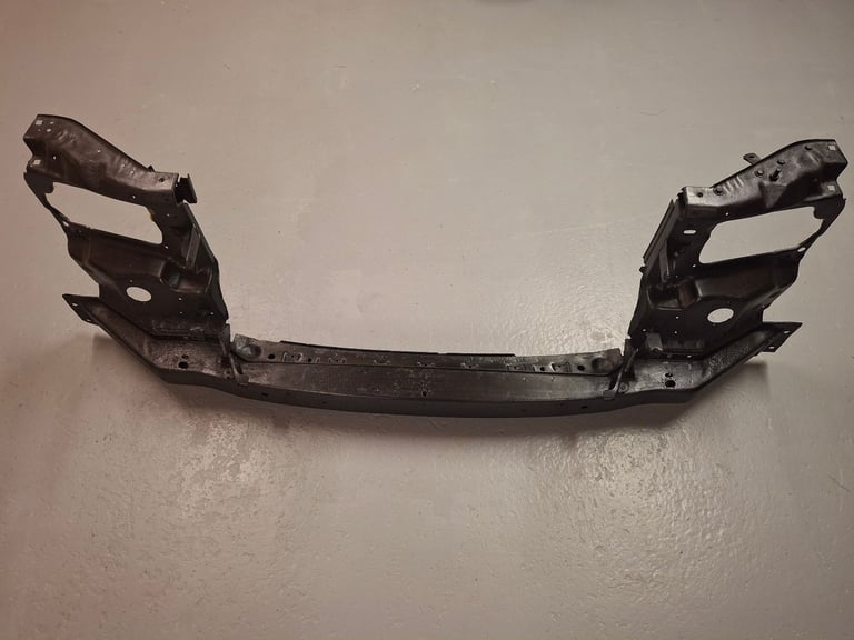 VW Volkswagen T4 Transporter short nose front crossmember 1990 - 2003 with headlamp mounts