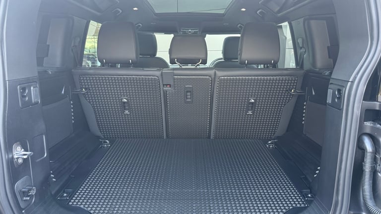 2024 Land Rover Defender 3.0 D250 X-Dynamic SE 110 5dr Auto Diesel Estate Estate Diesel Automatic