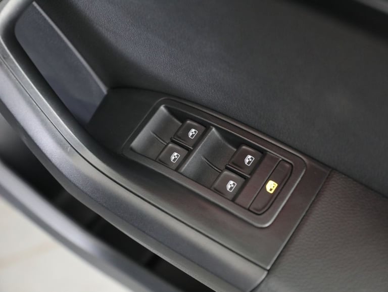 2020 SEAT Ateca 2.0 TSI FR Black Edition SUV 5dr Petrol DSG 4Drive Euro 6 (s/s) (190 ps) HATCHBAC...