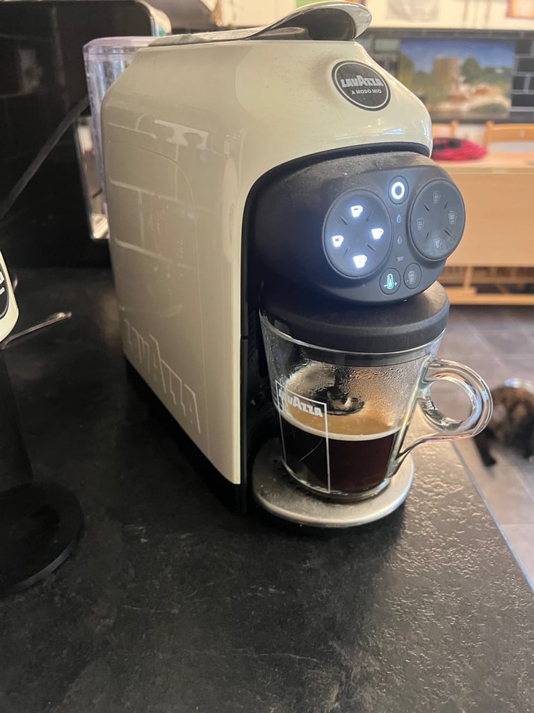 image for Lavazza Desa Coffee machine