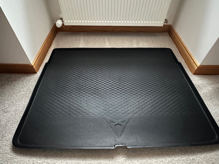 Cupra Genuine floor mats & boot liner