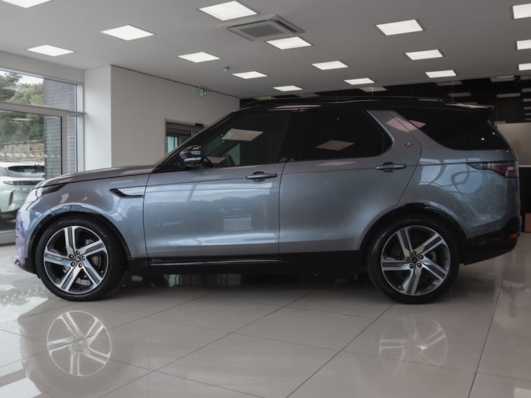 2021 Land Rover Discovery 3.0 D300 R-Dynamic HSE 5dr Auto Station Wagon Diesel Automatic