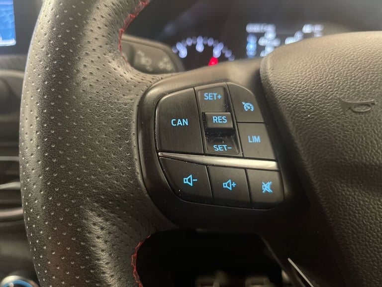 2019 Ford Focus 1.0T EcoBoost ST-Line X Hatchback 5dr Petrol Manual Euro 6 (s/s) (125 ps) Hatchba...