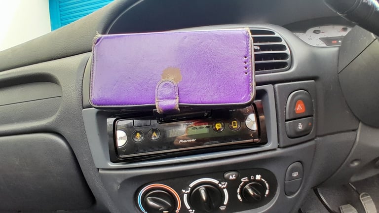 2002 Renault Megane 1.6 16V Dynamique + 2dr COUPE Petrol Manual