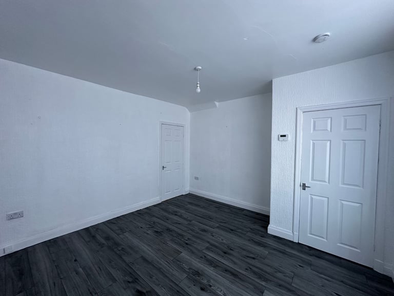 TALBOT ROAD, SOUTH SHIELDS - STUNNING 3-BED HOUSE TO LET 🏡 No Bond | UC Welcome | Prime Location