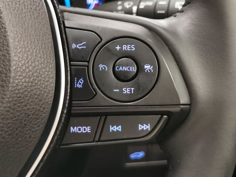 2020 Toyota RAV4 2.5 VVT-h Design SUV 5dr Petrol Hybrid CVT Euro 6 (s/s) (218 ps) - LED - RE Suv ...