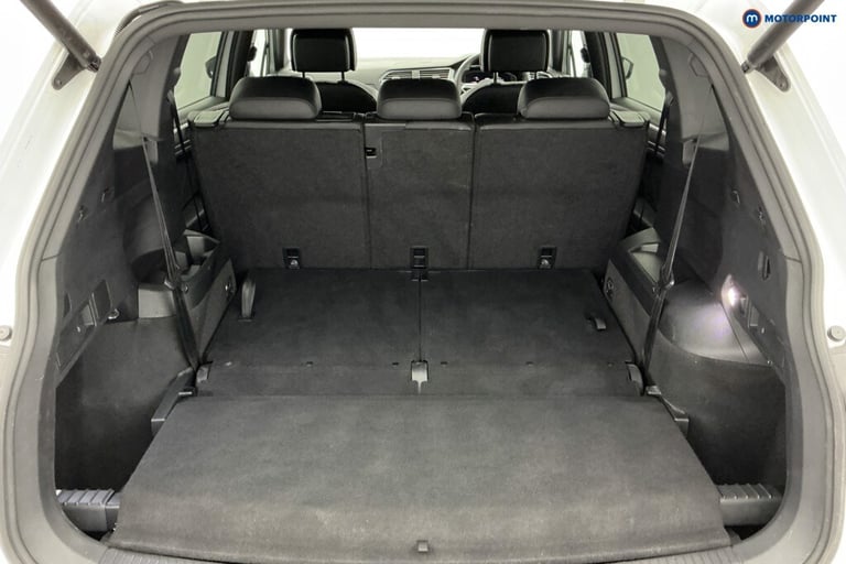 2023 Volkswagen Tiguan Allspace 2.0 TDI R-Line 5dr DSG ESTATE DIESEL Automatic