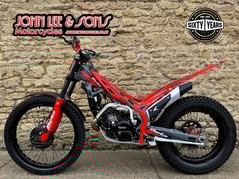 Beta EVO 300cc Trials Bike, 2025 Model, Road Registered, Cracking Value
