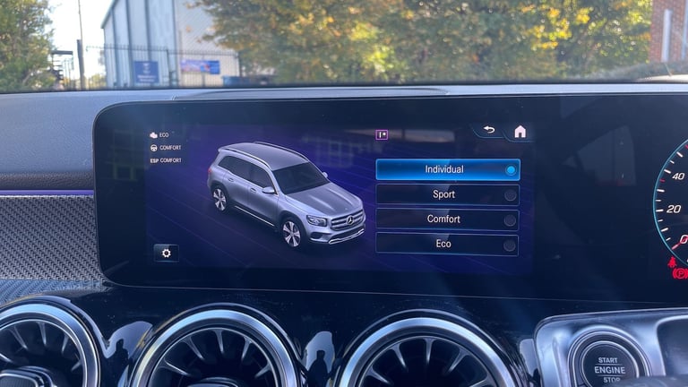 2022 Mercedes-Benz GLB GLB 200 AMG LINE EXECUTIV Estate Petrol Automatic