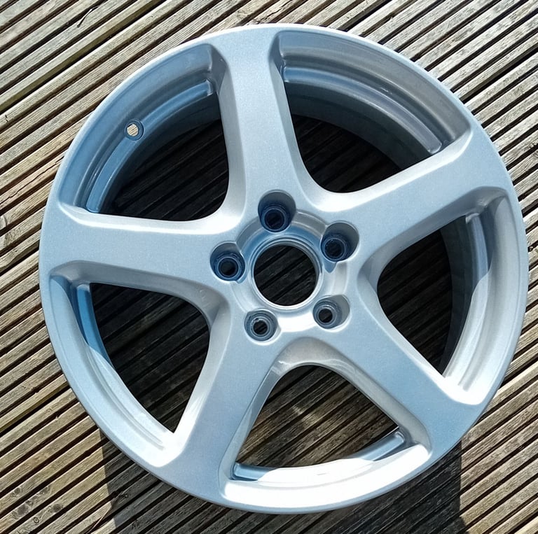 Alloys Honda 17" alloy wheels