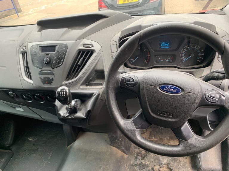 FORD TRANSIT CUSTOM 2.2 TDCi 100ps ECOnetic 310 FWD L1H1 SWB LOW ROOF PANEL VAN