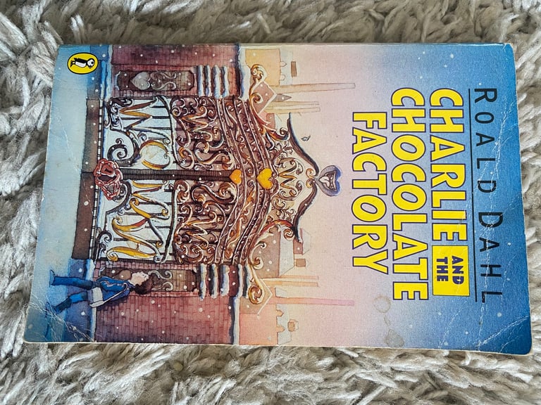 image for Roald dahl charlie and the chocolate factory