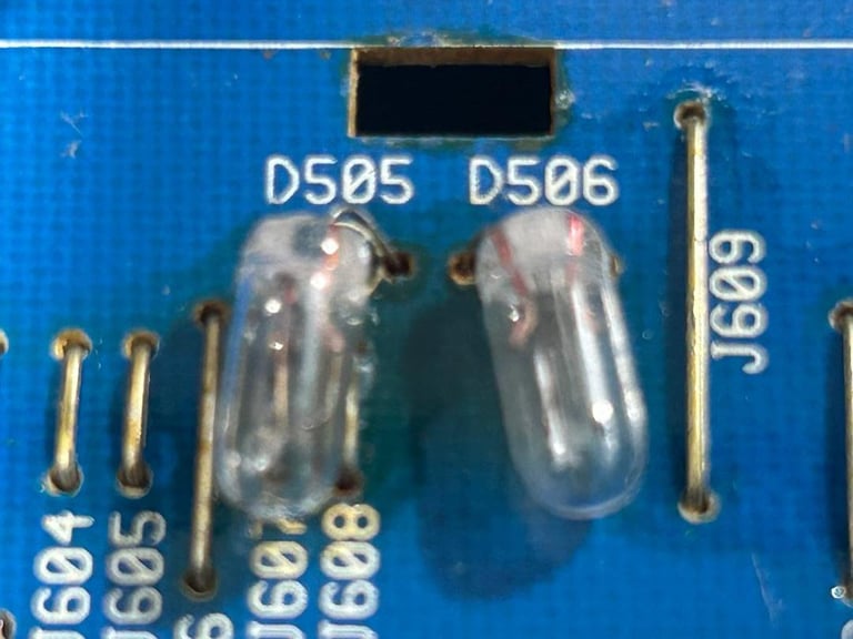 PENDING. NAD 512 CD Player one issue