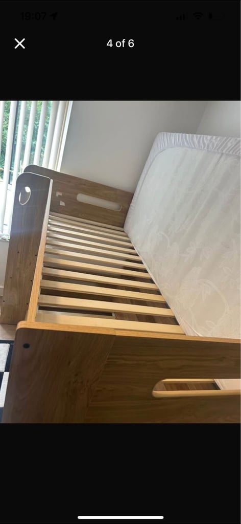 Kids bunk bed