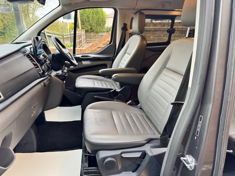 2022 FORD TRANSIT CUSTOM 320 CREW CAB 5 SEATS LIMITED + GREY + TAILGATE