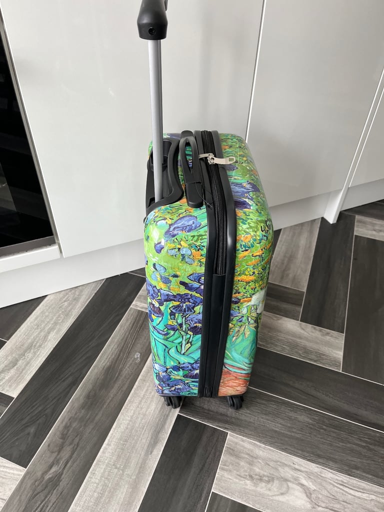 As new small hard shell lightweight cabin suitcase £15 