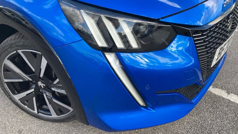 2020 Peugeot 208 1.2 PureTech 100 GT Line 5dr EAT8 Petrol Hatchback Hatchback Petrol Automatic