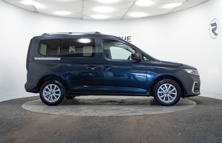 2022 72 FORD TOURNEO CONNECT 2.0 ECOBLUE TITANIUM MPV 5DR DIESEL DCT EURO 6 (S/S