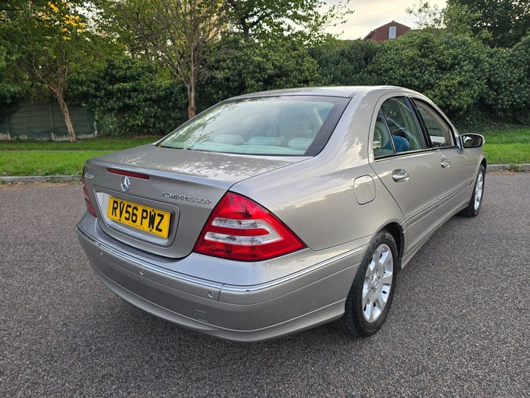 2006 Mercedes-Benz C Class 1.8 C180 Kompressor Elegance SE 4dr SALOON Petrol Automatic