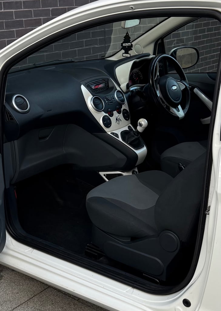 Ford, KA, Hatchback, 2013, Manual, 1248 (cc), 3 doors