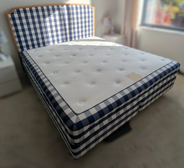 Hästens Excelsior II Super King Bed + Lucas Oak Headboard, 2010 Sweden – £10K RR