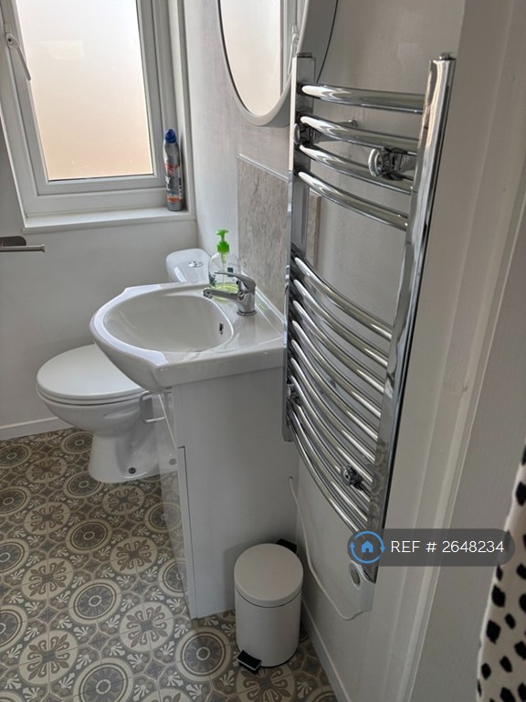 1 bedroom flat in Ditton Fields, Cambridge, CB5 (1 bed) (#2648234)