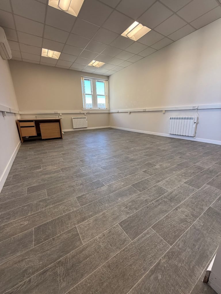 * VIEWING HIGHLY RECOMMENDED * 