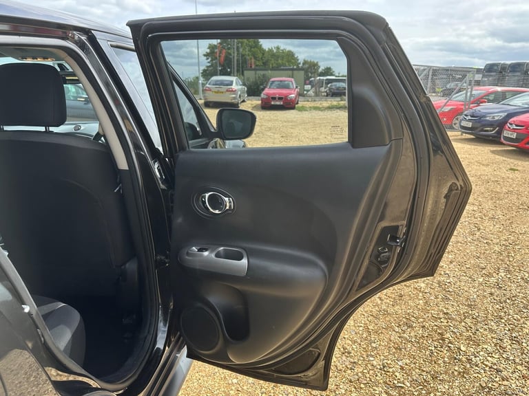 2019 Nissan Juke 1.6 Acenta Euro 6 5dr HATCHBACK Petrol Manual