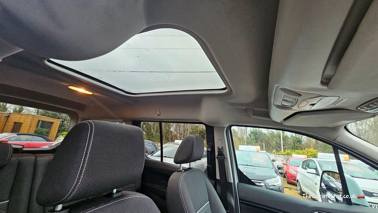 FORD GRAND TOURNEO CONNECT 1.5 TDCi Titanium 2017